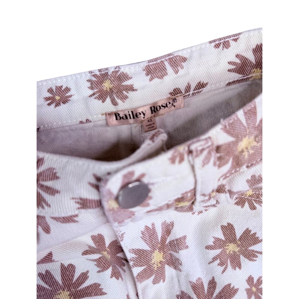 Bailey Rose Daisy Flower Jeans Groovy Mom Jean Cream Brown XS Women's 24x28 - Picture 5 of 9